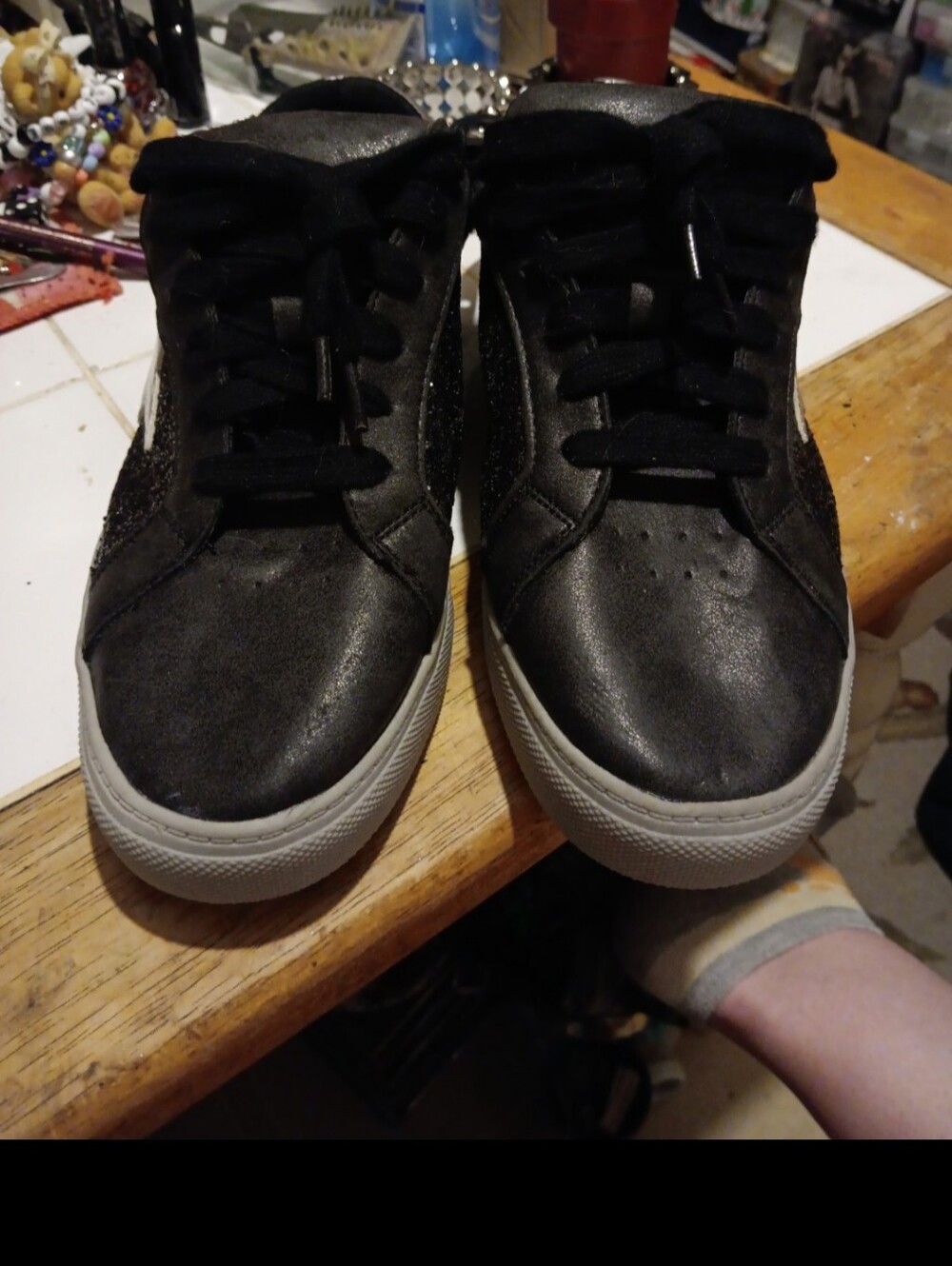 Woman's time and tru size 8 shoes